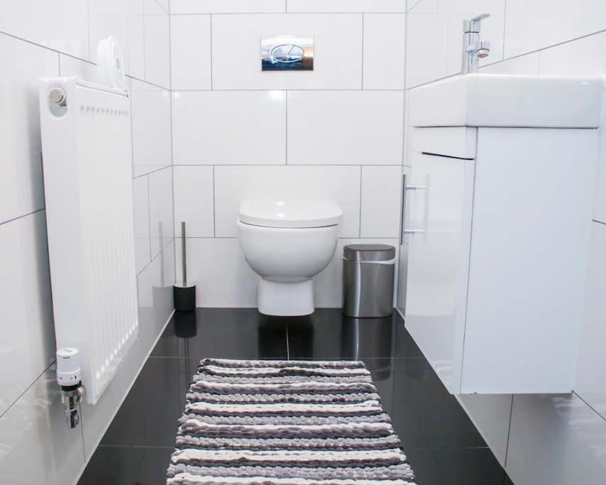 סוואנסי No25-Luxe Living Guest House- 2 Bed-Wifi-Free Parking-City- Beach מראה חיצוני תמונה