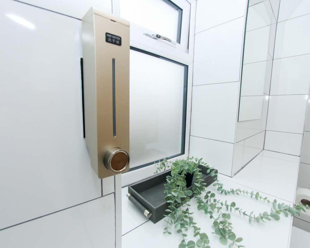 סוואנסי No25-Luxe Living Guest House- 2 Bed-Wifi-Free Parking-City- Beach מראה חיצוני תמונה