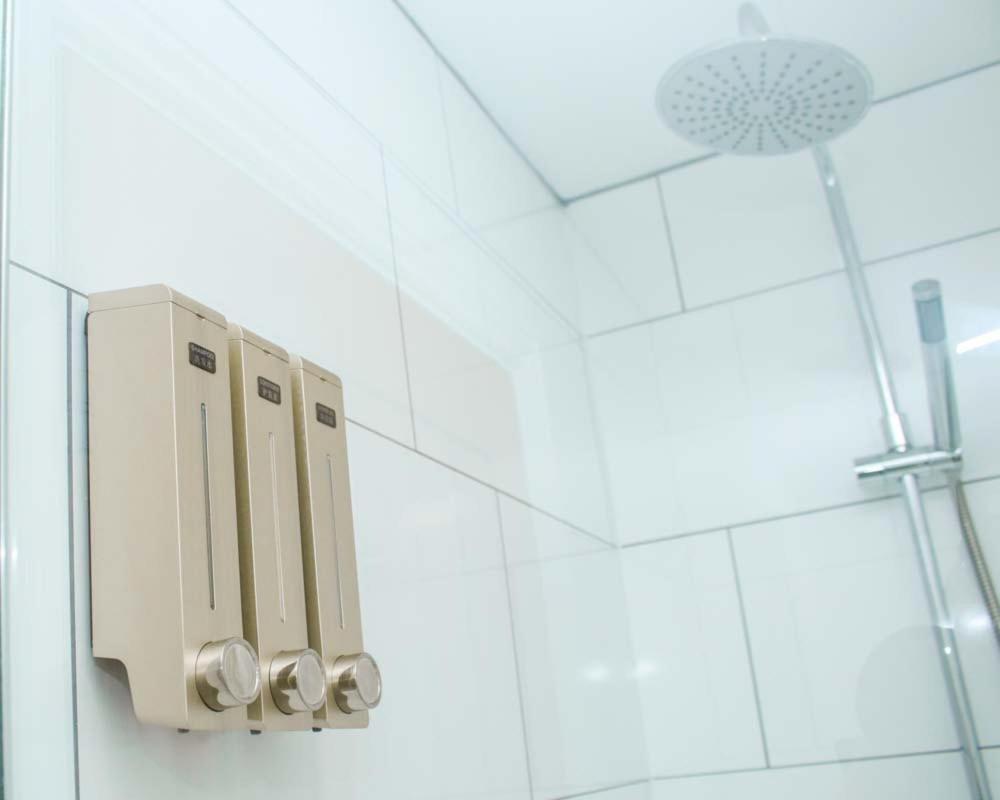 סוואנסי No25-Luxe Living Guest House- 2 Bed-Wifi-Free Parking-City- Beach מראה חיצוני תמונה